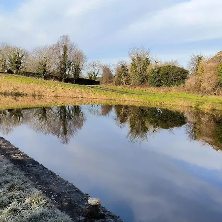 Close To Center Parcs Longford - Entire House *