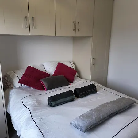 Close To Center Parcs Longford - Entire House